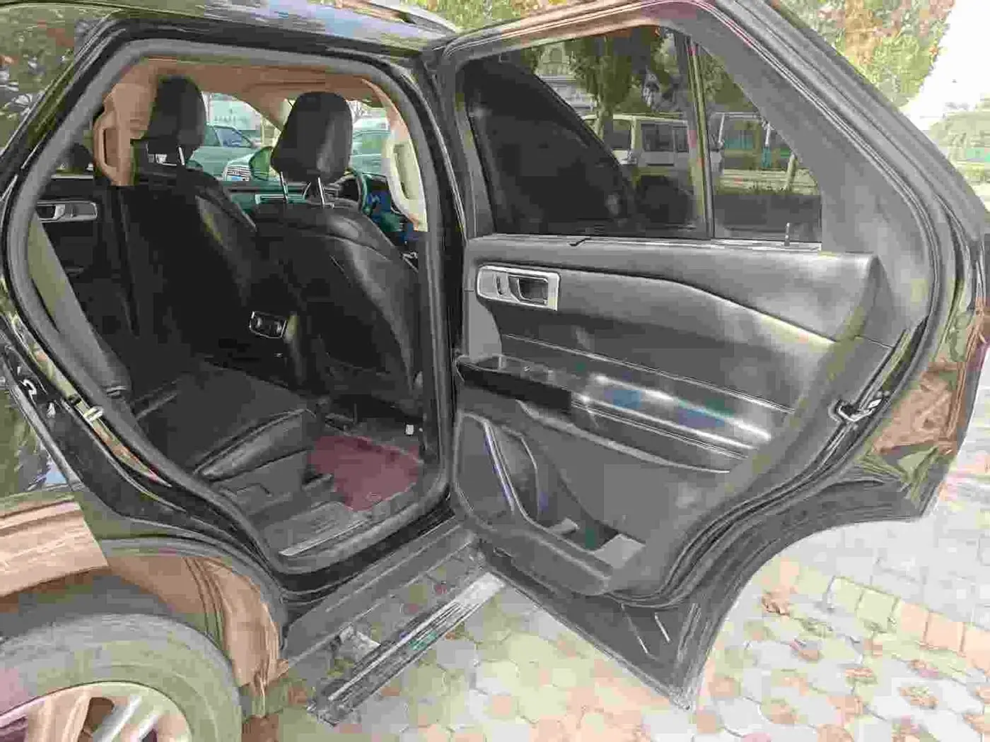 Ford Explorer 2021 — Şəkil 12/13