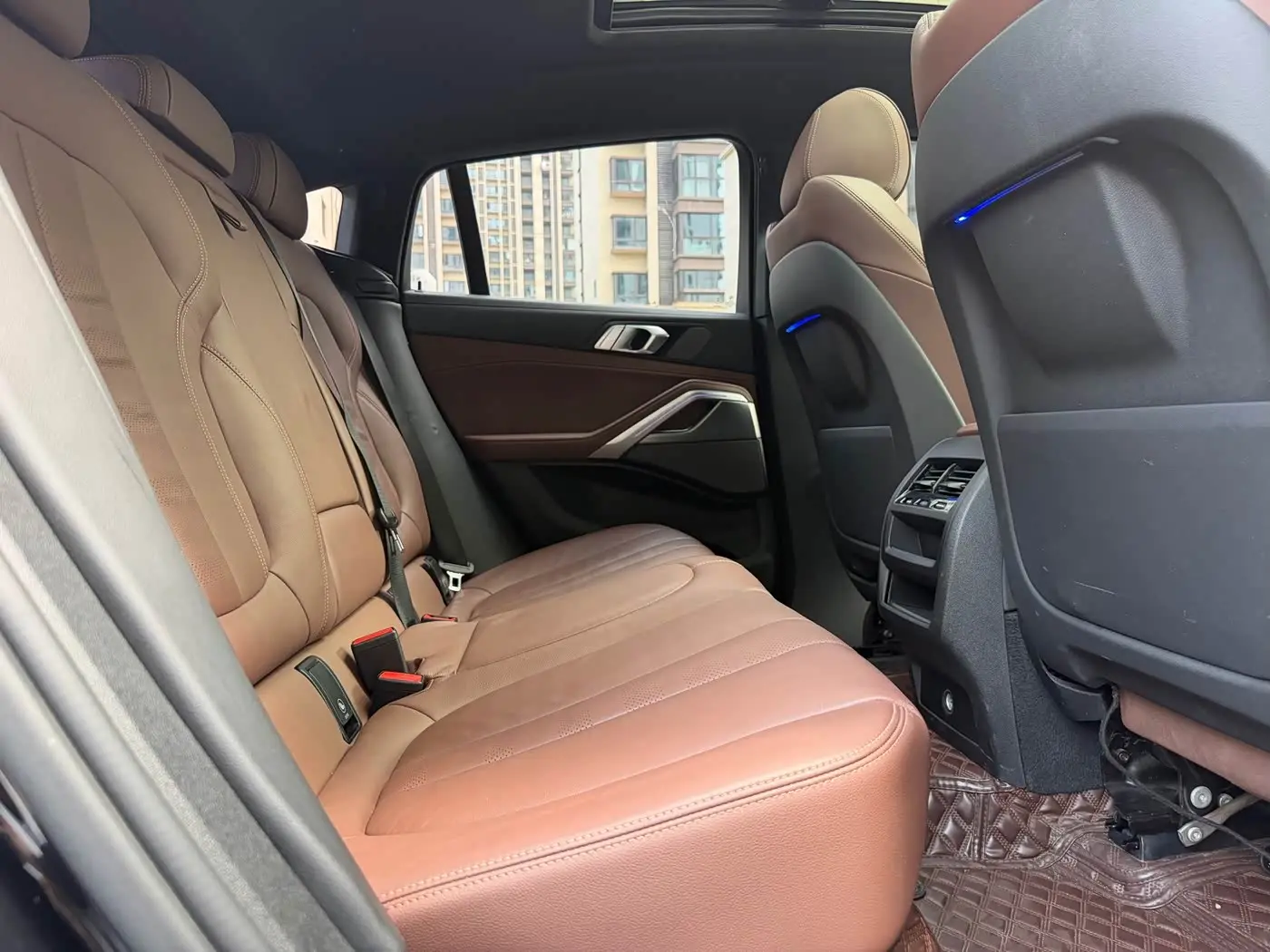 BMW X6 2020 — Фото 14/20
