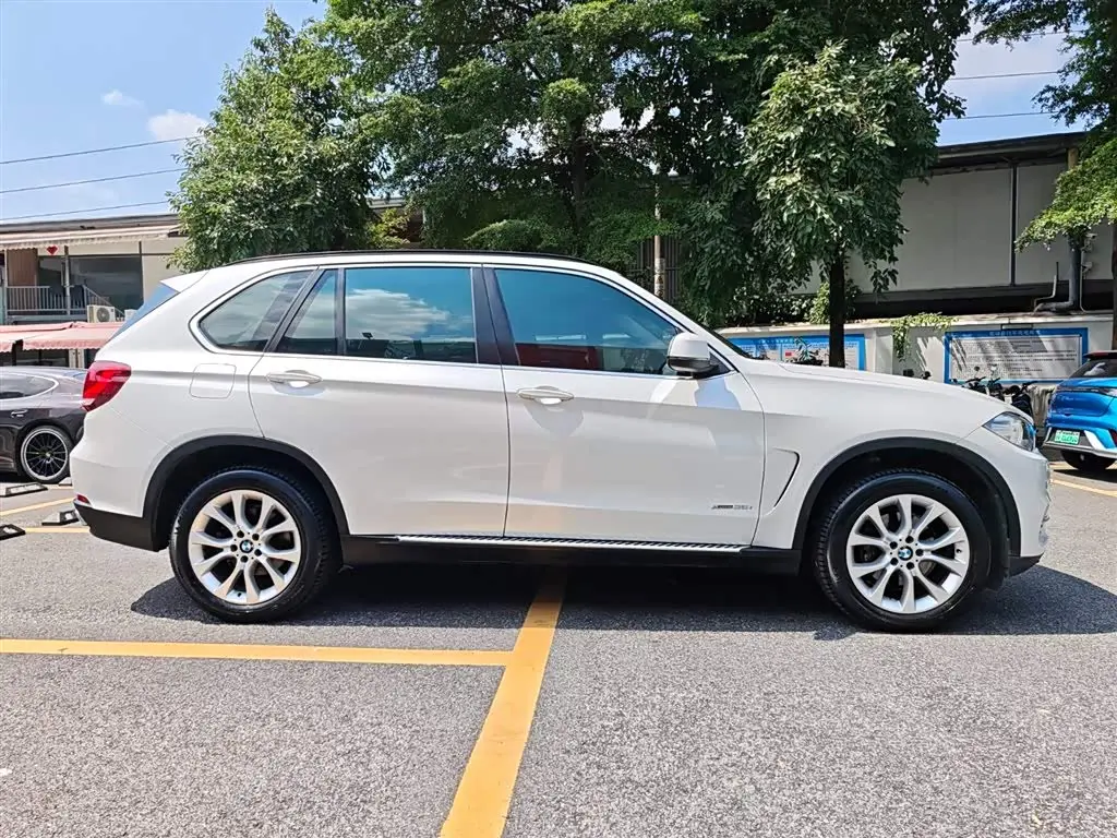 BMW X5 2018 — Photo 4/20