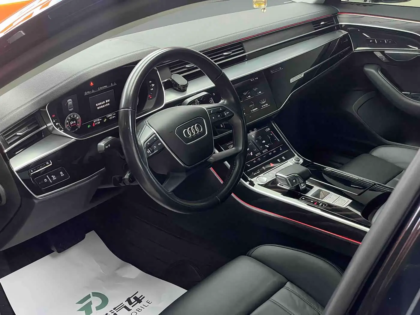 Audi A8 2020 — Фото 8/20