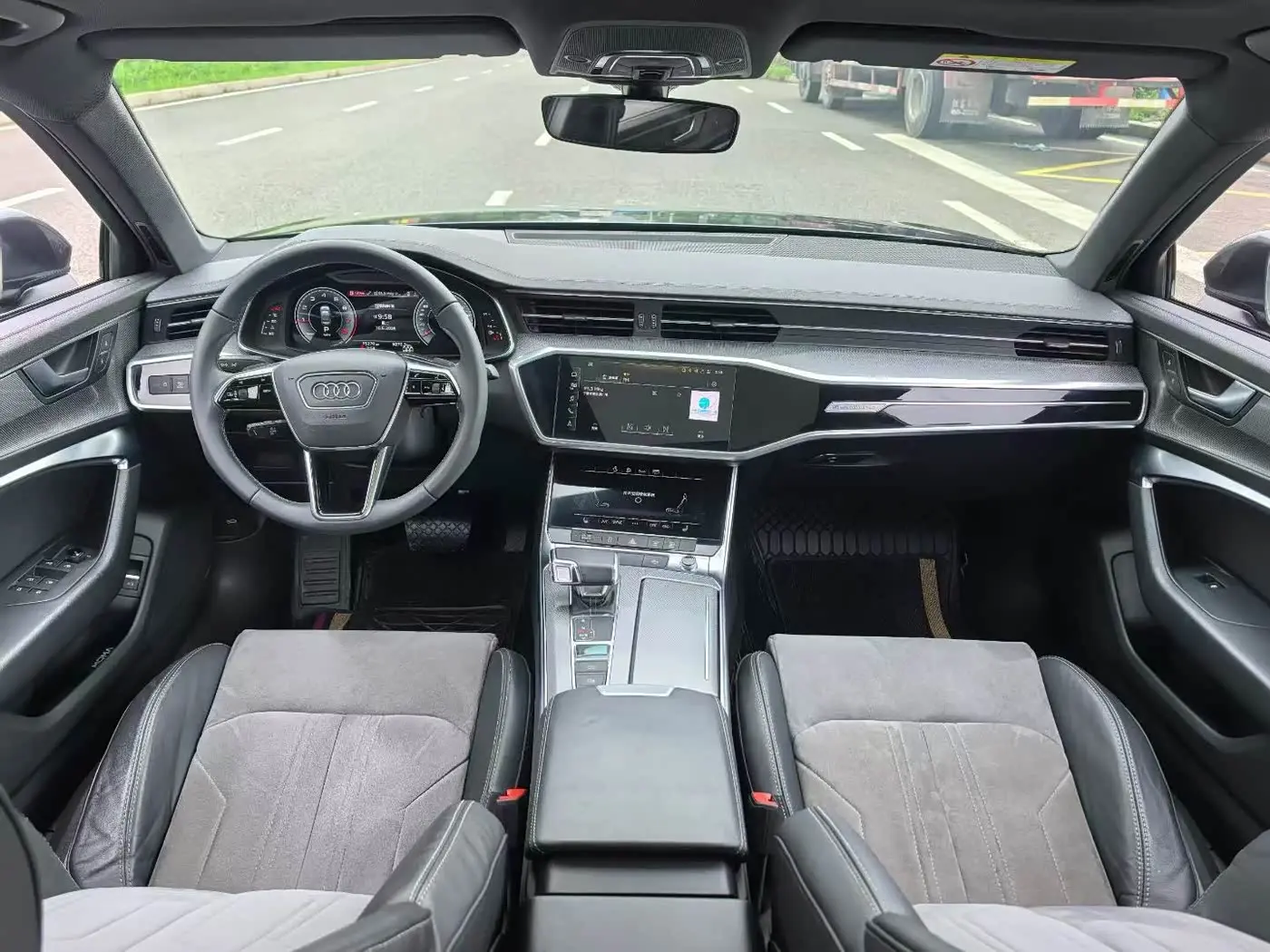 Audi A6L 2021 — Фото 4/9