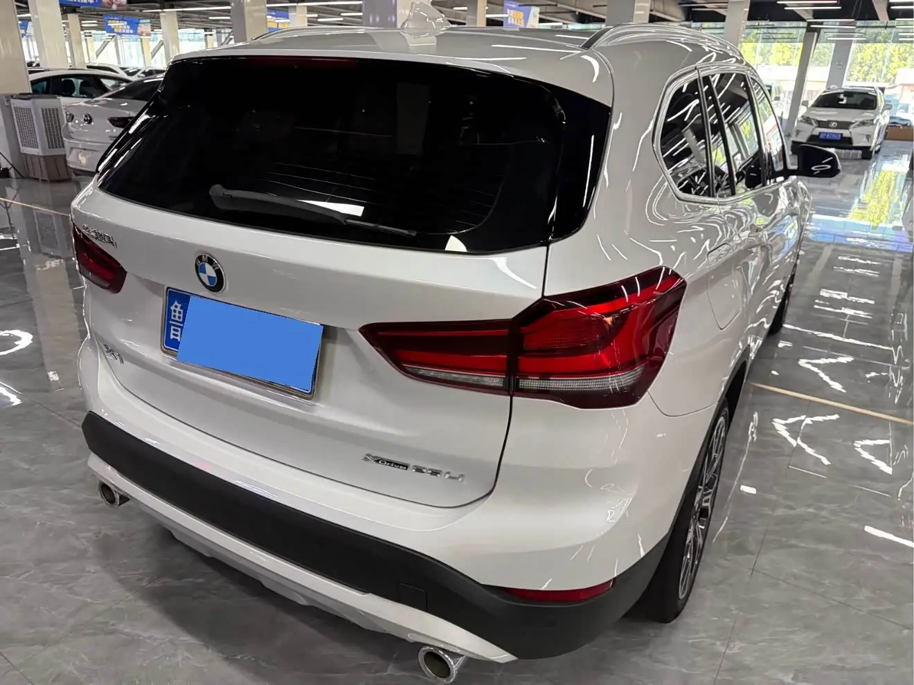 BMW X1 2022 — Фото 6/12