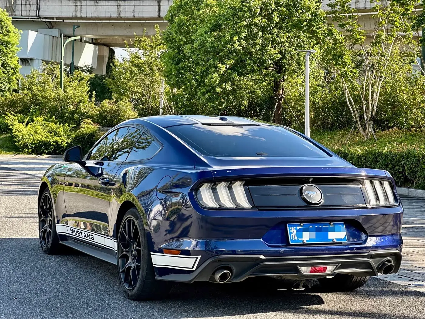 Ford Mustang 2021 — Photo 4/13
