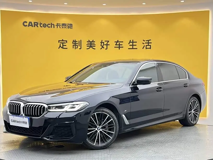 BMW 5 Series 2022 — Фото 1/20