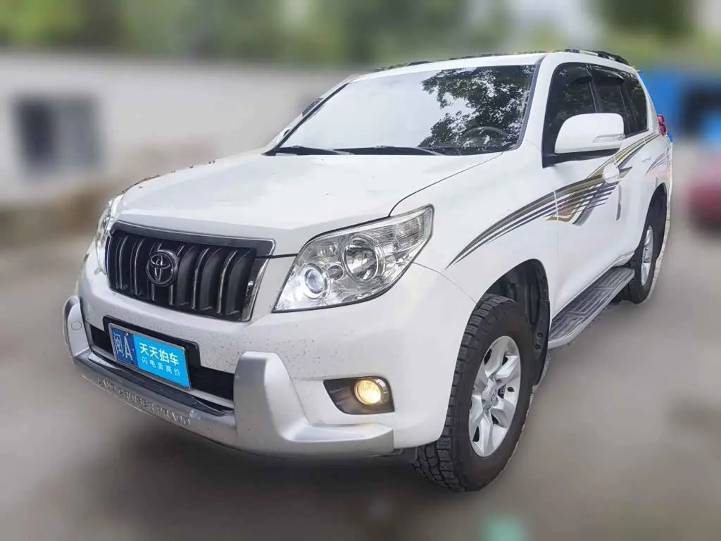 Toyota Prado 2011 — Şəkil 1/13