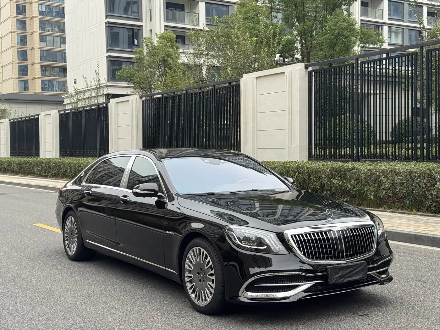 Mercedes-Benz Maybach S-Class 2017 — Фото 4/19