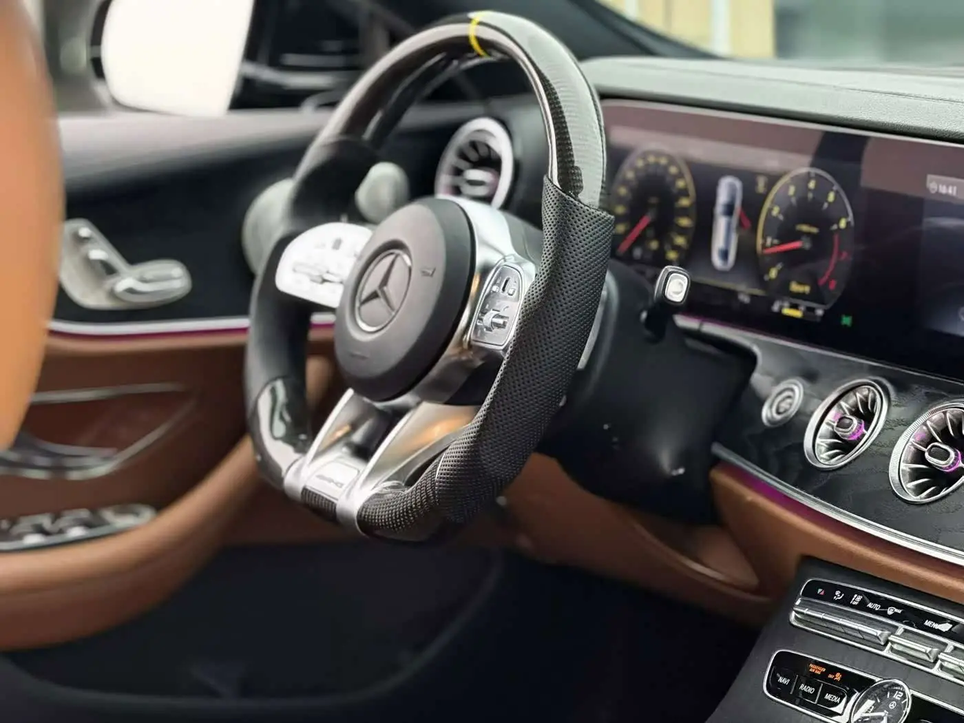 Mercedes-Benz E-Class 2019 — Фото 5/9