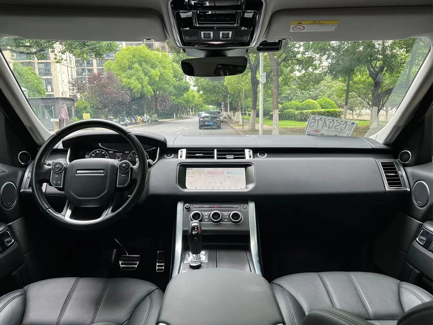 Land Rover Range Rover Sport 2017 — Photo 12/20