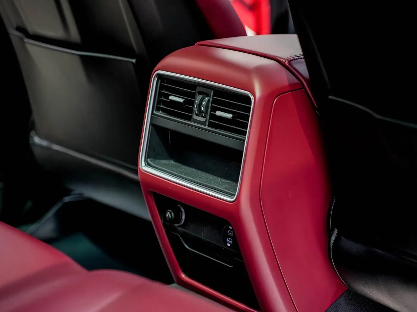Porsche Cayenne 2021 — Photo 12/19