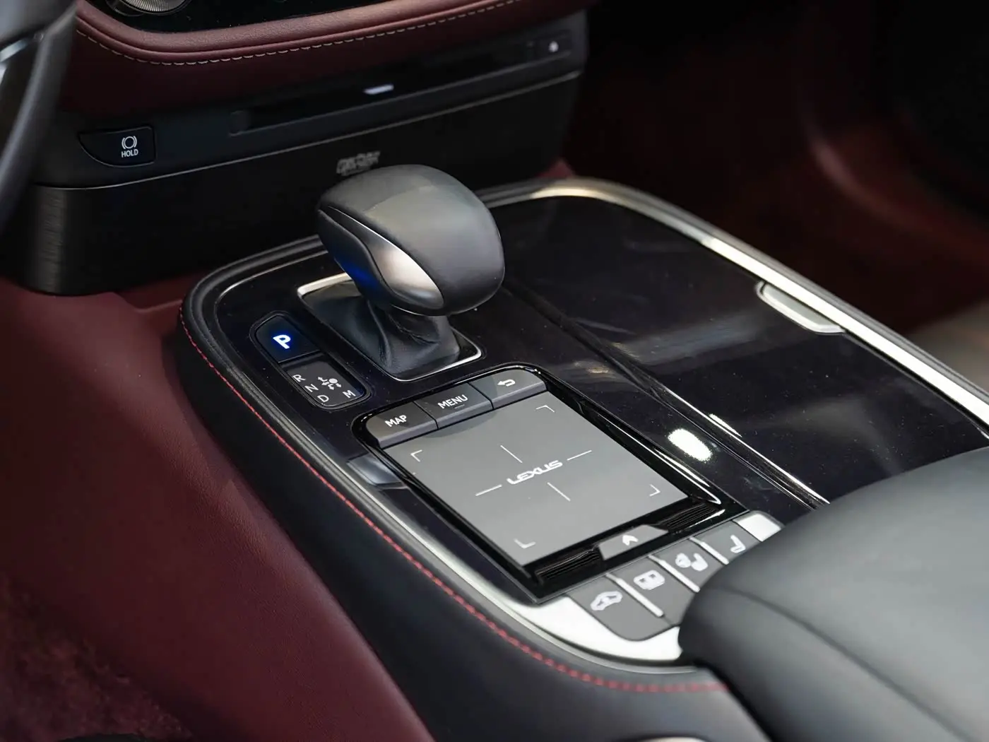 Lexus LS 2021 — Şəkil 15/20