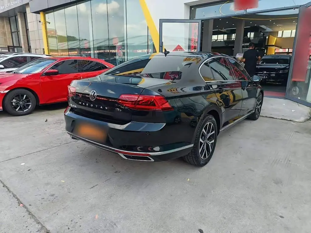 Volkswagen Magotan 2021 — Photo 7/11