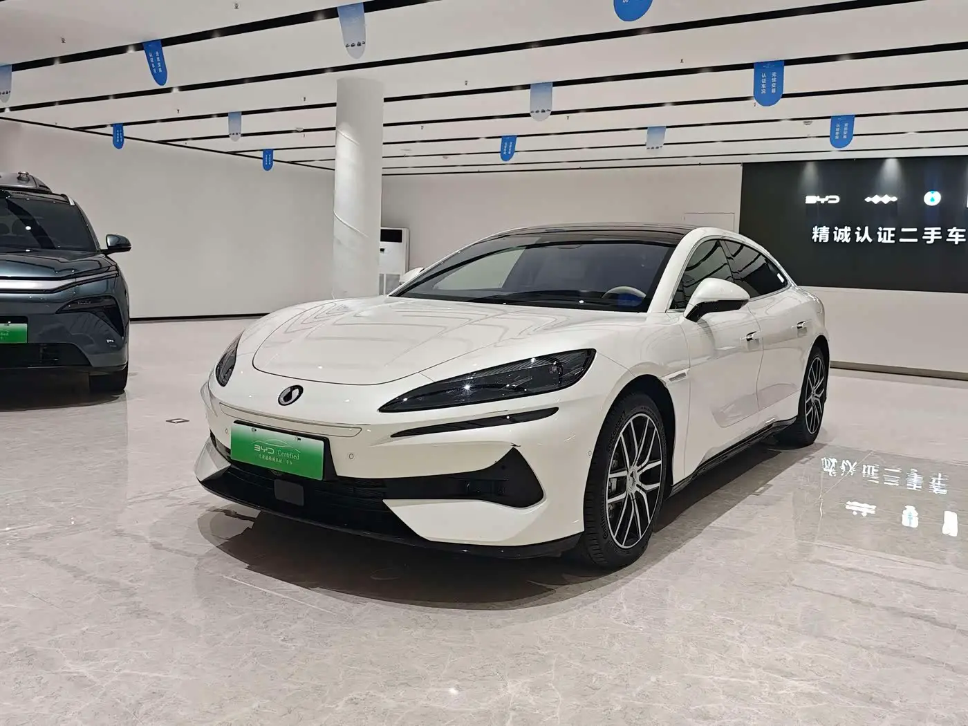 Denza Z9, 2025
