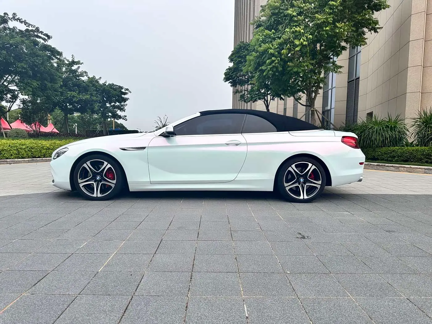 BMW 6 Series 2018 — Фото 8/20