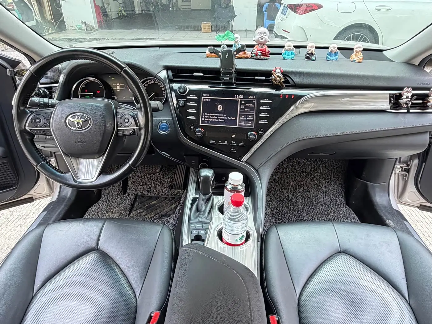 Toyota Camry 2018 — Photo 4/9