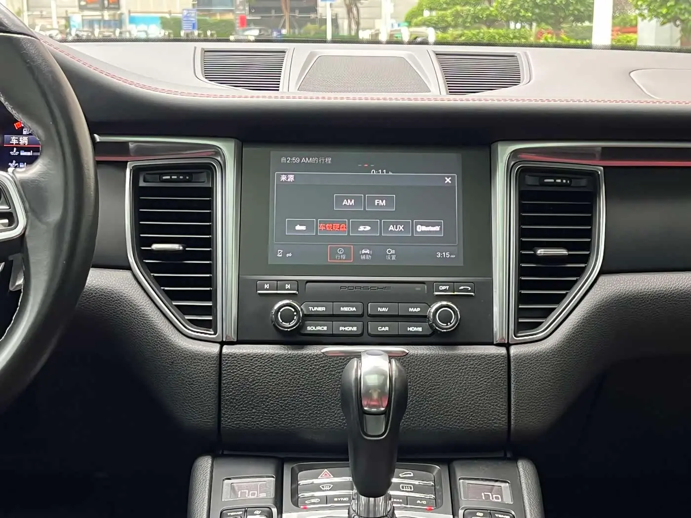 Porsche Macan 2018 — Photo 13/19