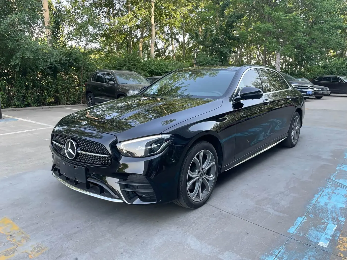 Mercedes-Benz E-Class 2021 — Фото 2/17