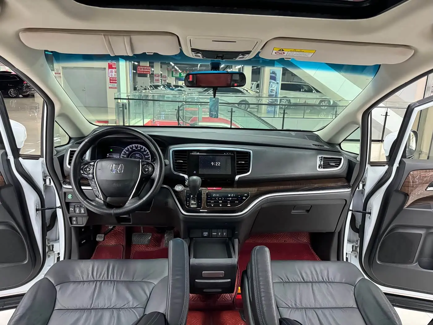 Honda Odyssey 2018 — Şəkil 17/20