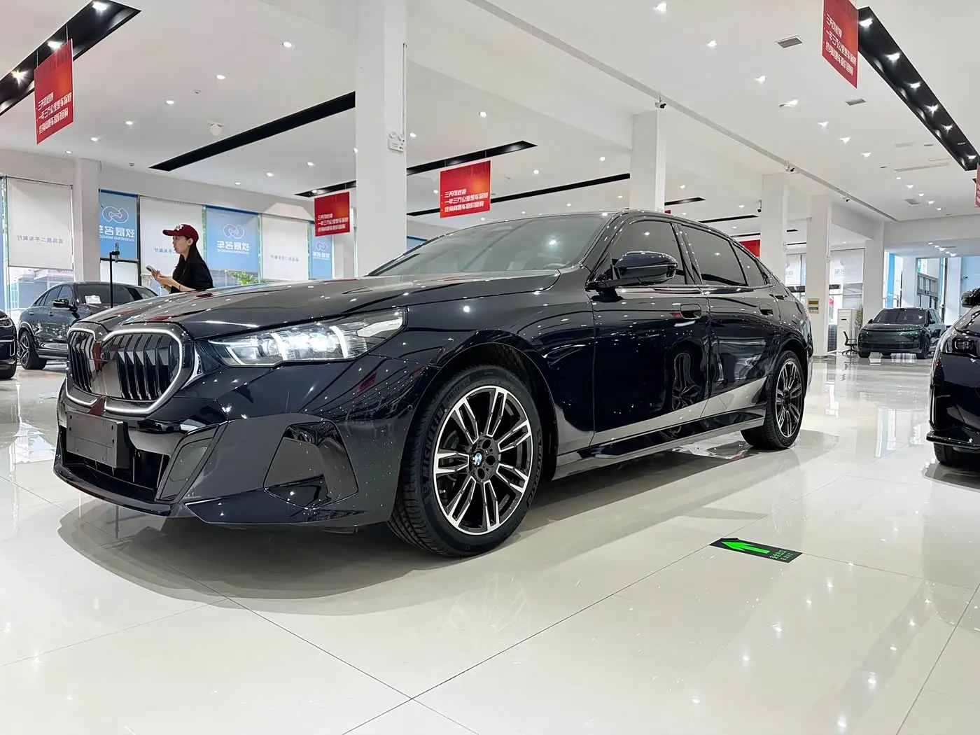 BMW 5 Series 2026 — Фото 1/20