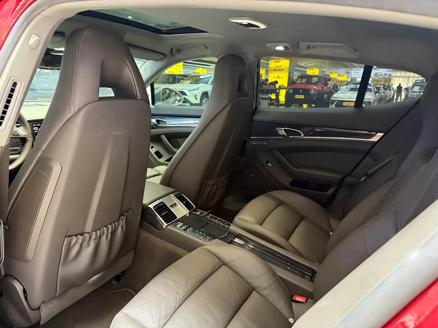 Porsche Panamera 2014 — Photo 8/9