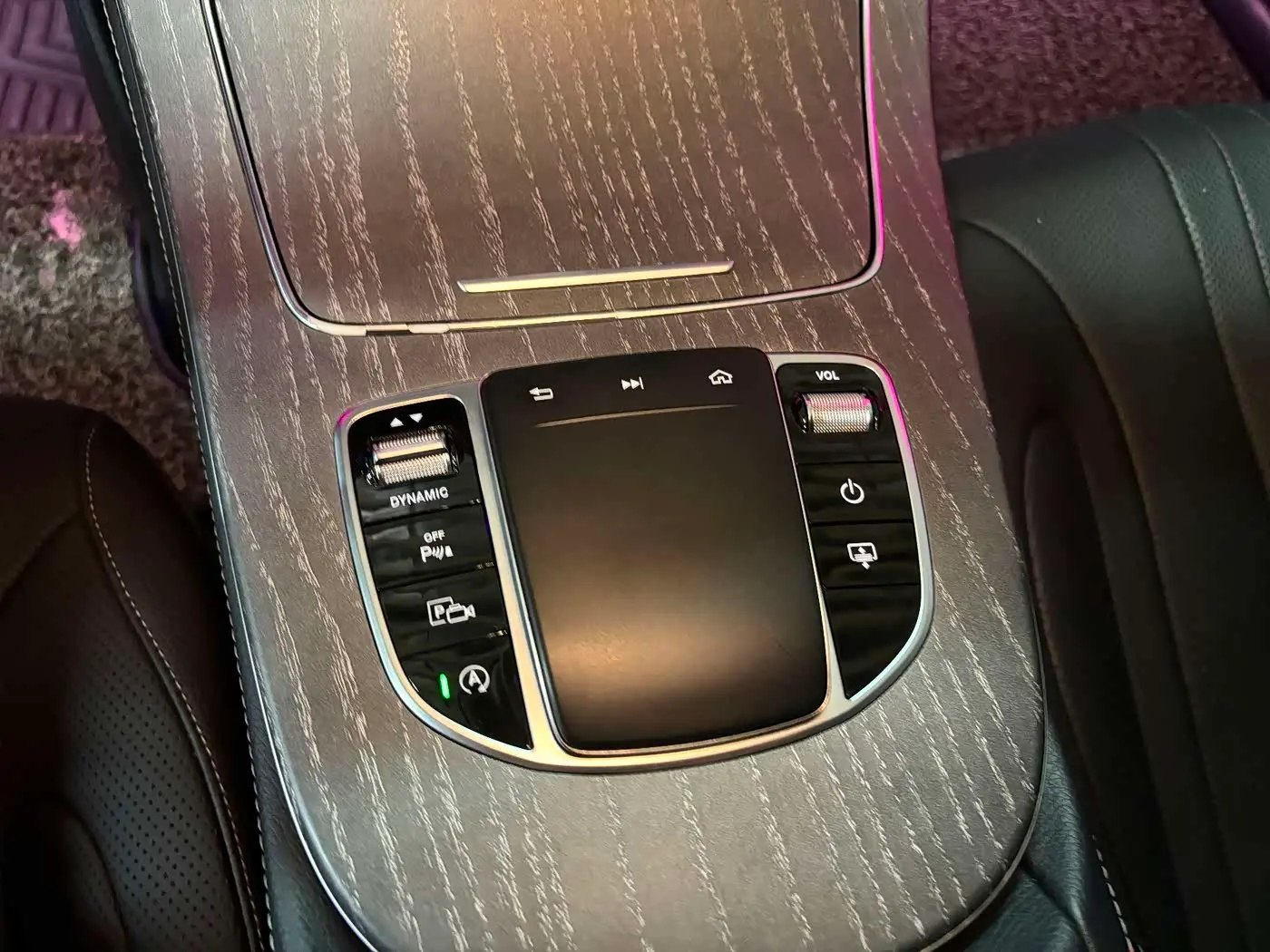 Mercedes-Benz CLS 2018 — Photo 17/20