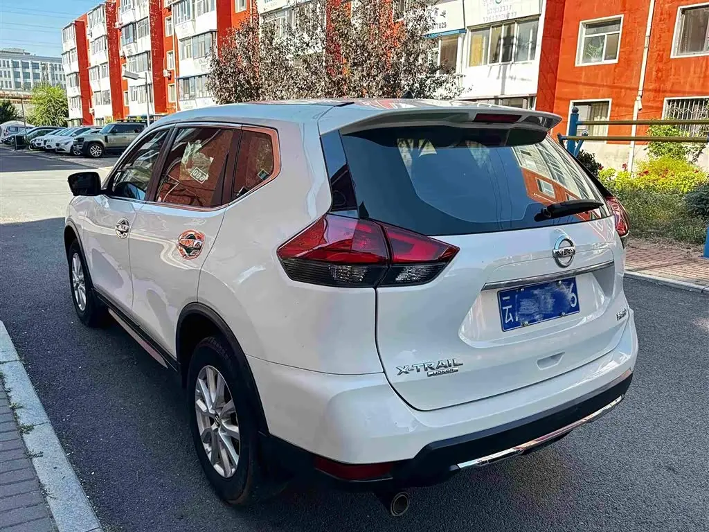 Nissan X-Trail 2023 — Фото 10/13