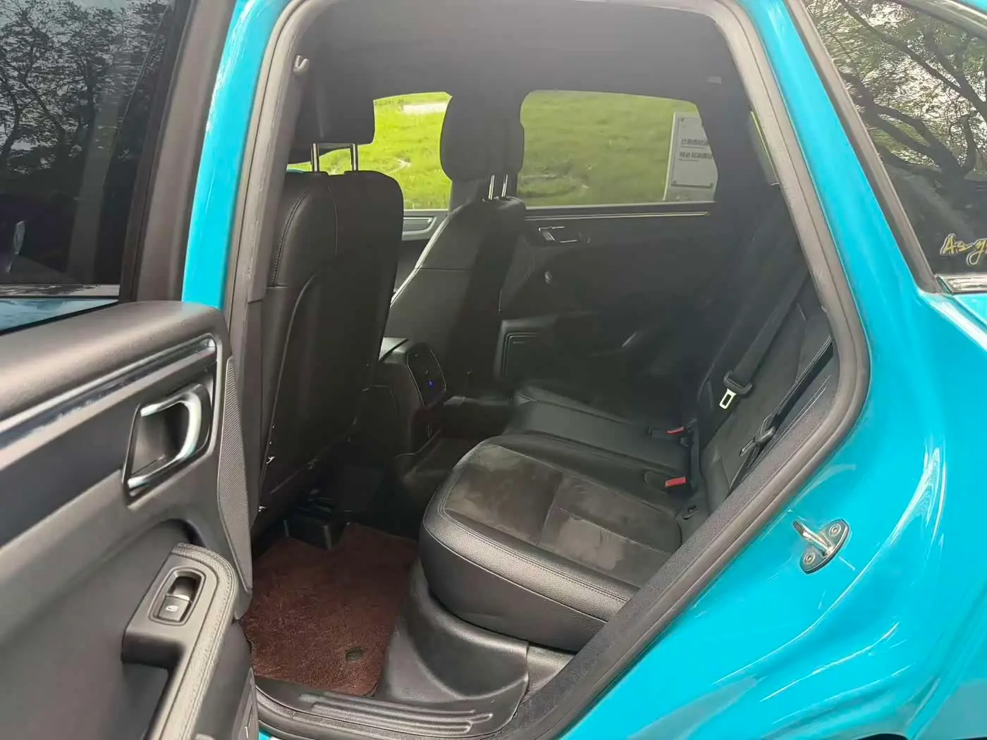 Porsche Macan 2019 — Photo 7/10