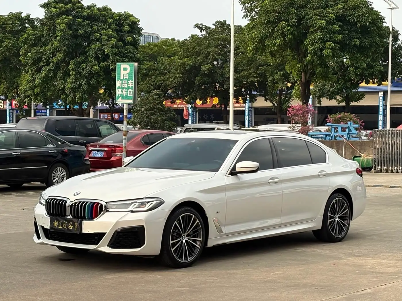 BMW 5 Series, 2022