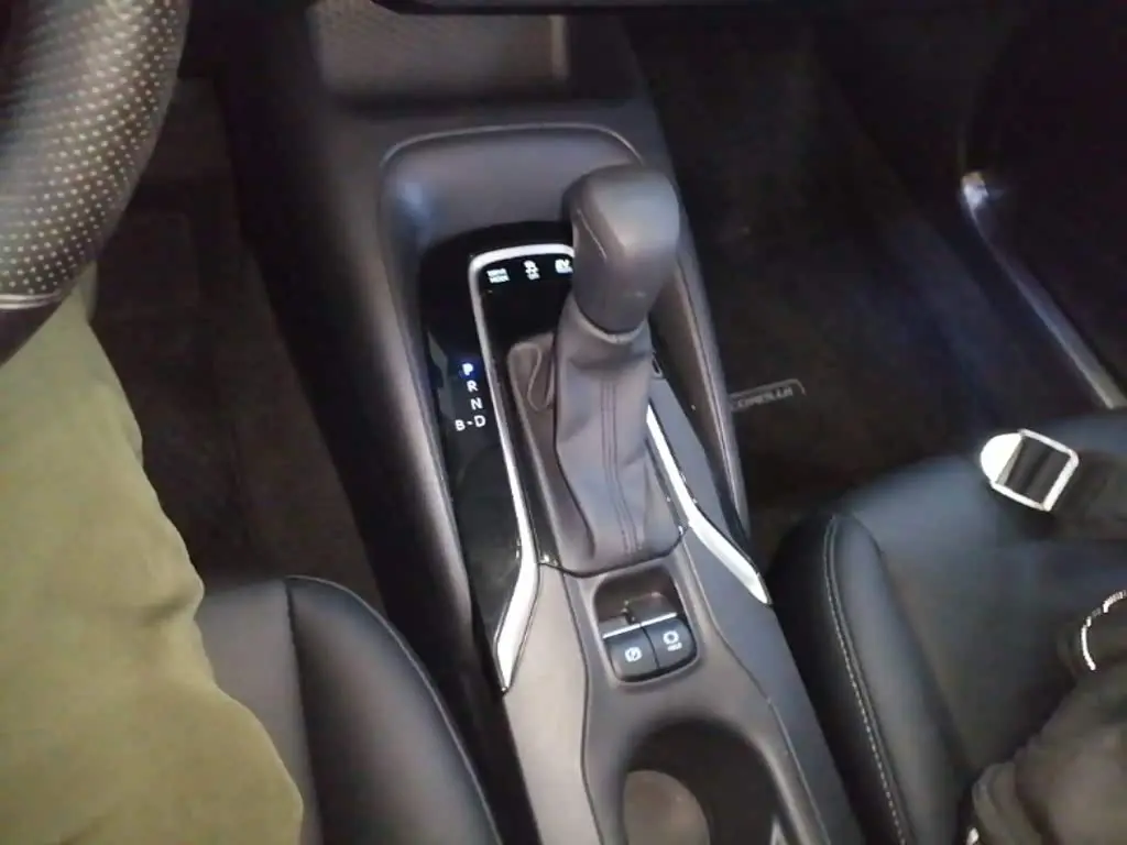 Toyota Corolla 2023 — Photo 14/20