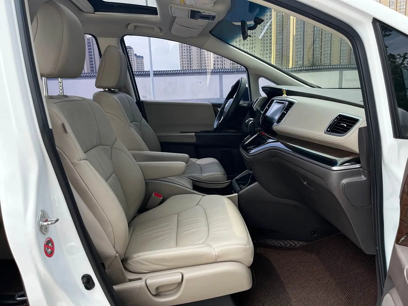 Honda Odyssey 2018 — Şəkil 11/18