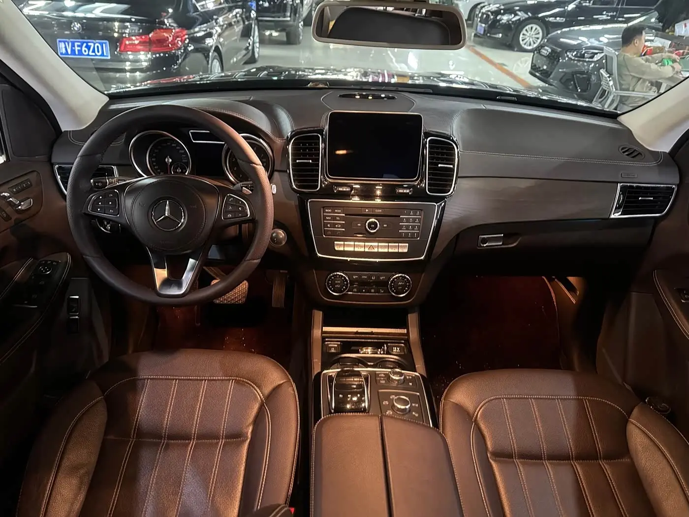 Mercedes-Benz GLS 2018 — Фото 6/9