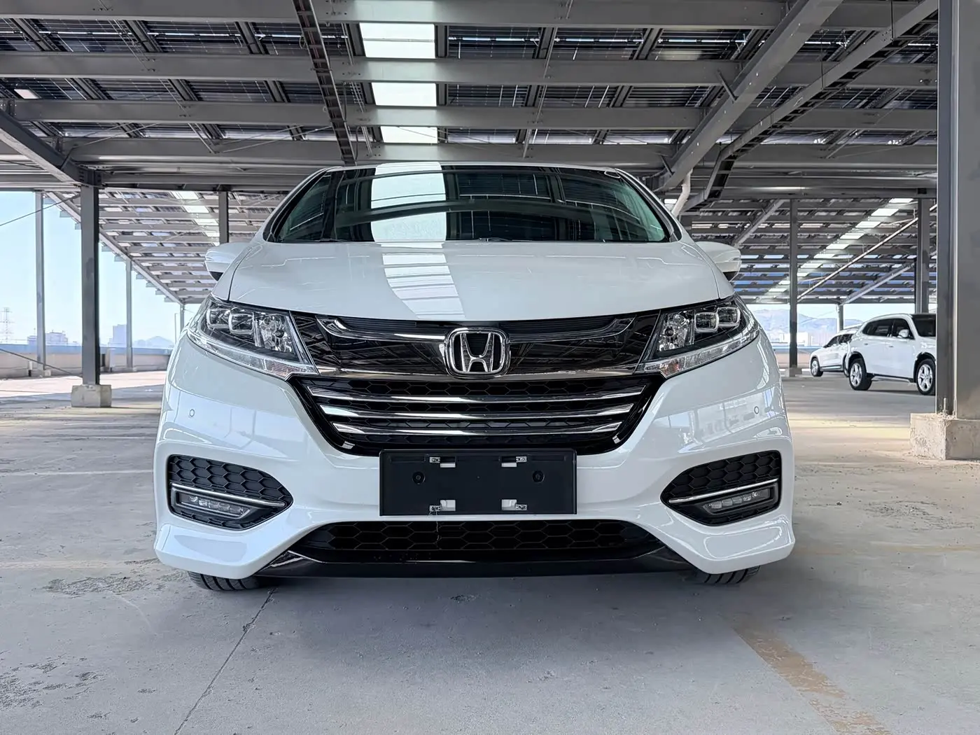Honda Odyssey 2018 — Photo 2/10