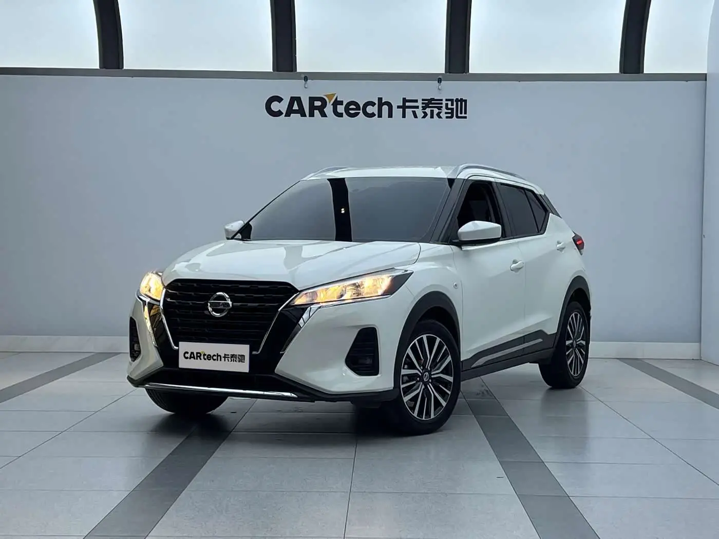 Nissan Kicks 2023 — Photo 1/20