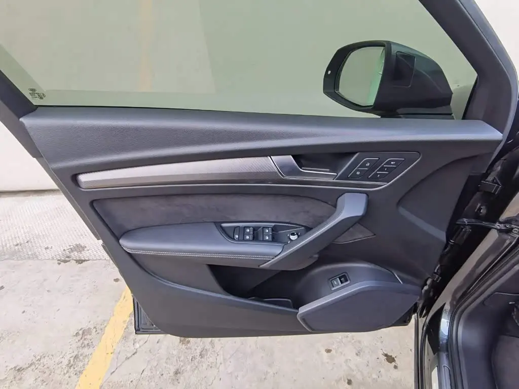Audi Q5L Sportback 2021 — Photo 11/20