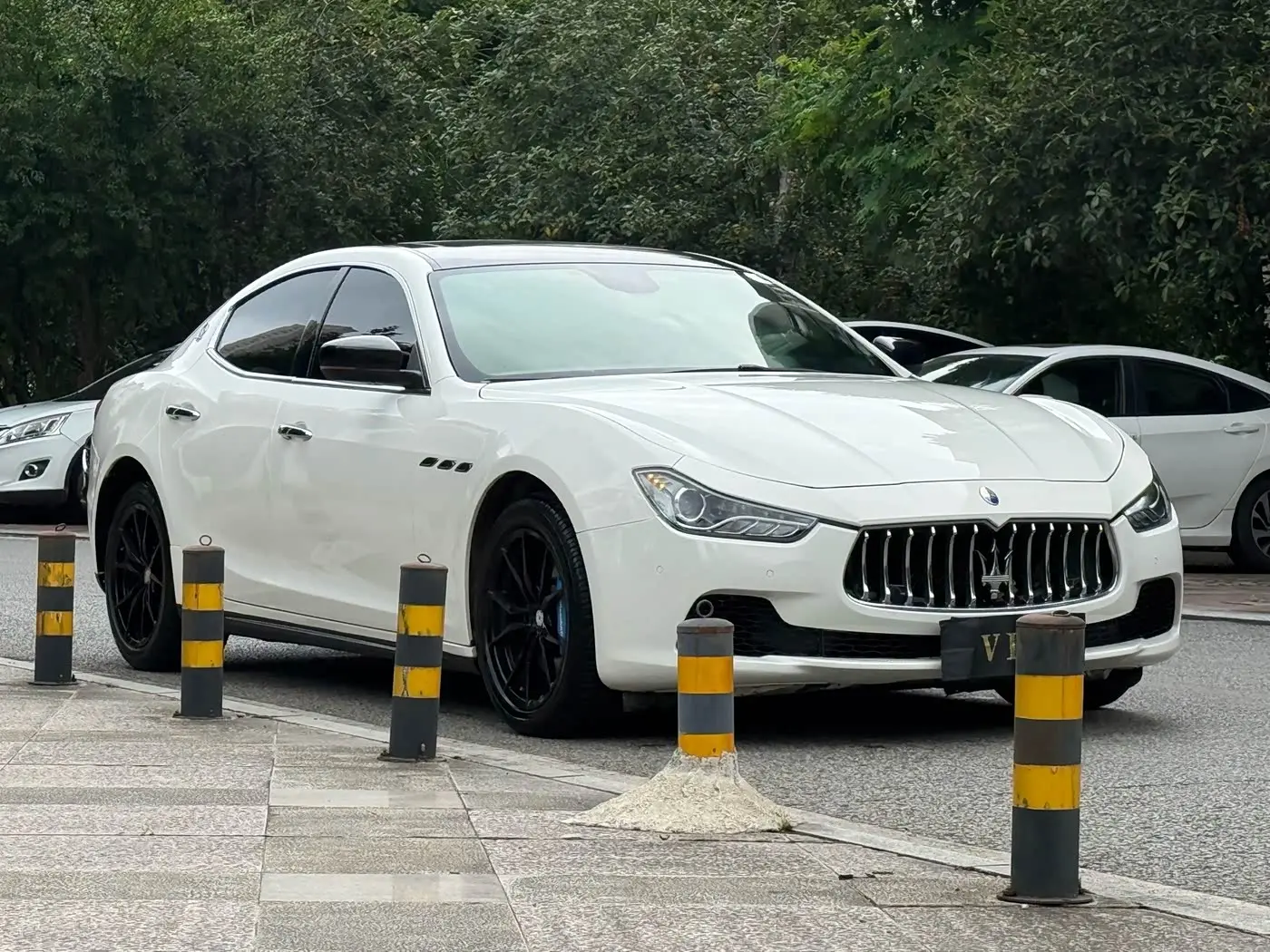 Maserati Ghibli 2017 — Фото 3/9