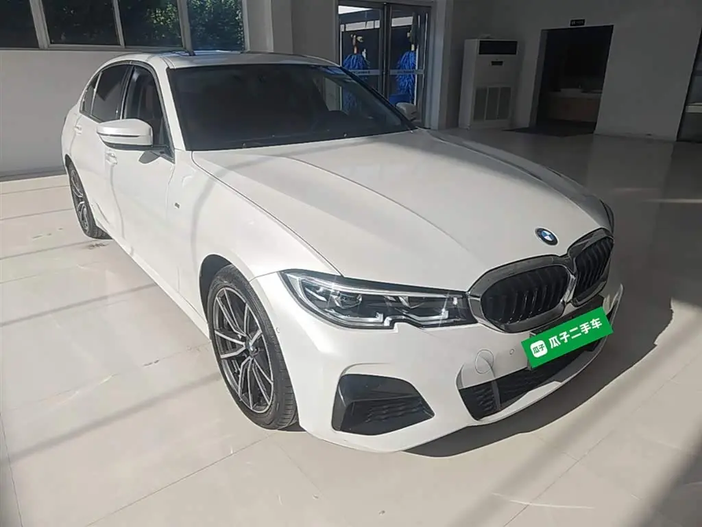 BMW 3 Series 2021 — Photo 4/20
