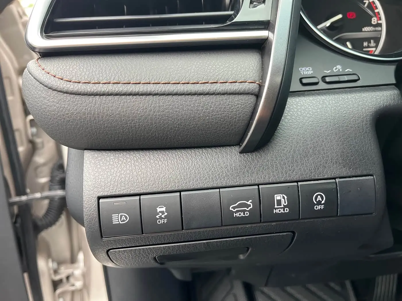 Toyota Camry 2019 — Photo 16/20
