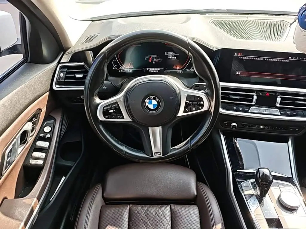 BMW 3 Series 2022 — Фото 15/20