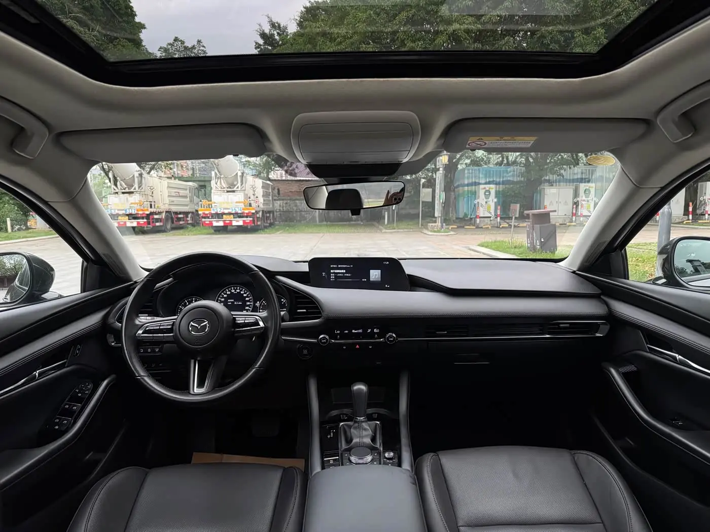 Mazda Mazda3 Axela 2024 — Photo 12/20