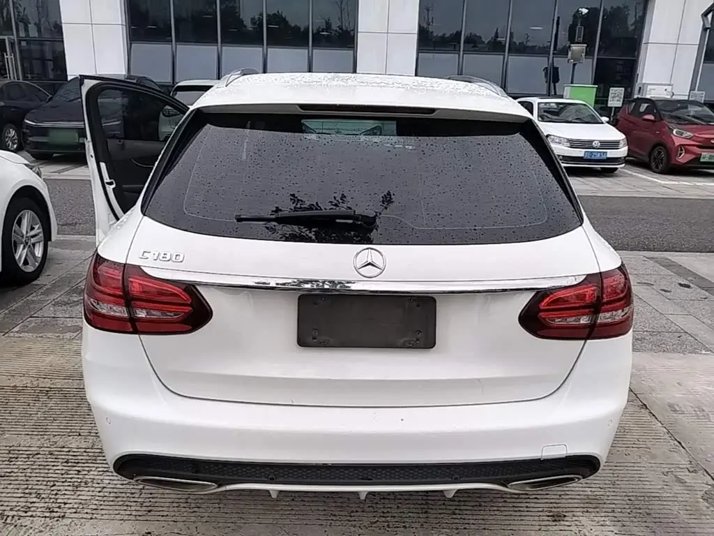 Mercedes-Benz C-Class 2017 — Фото 6/20