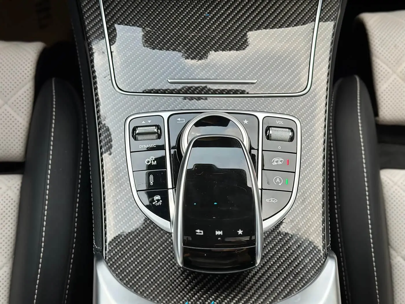 Mercedes-Benz GLC Coupe AMG 2020 — Фото 11/20