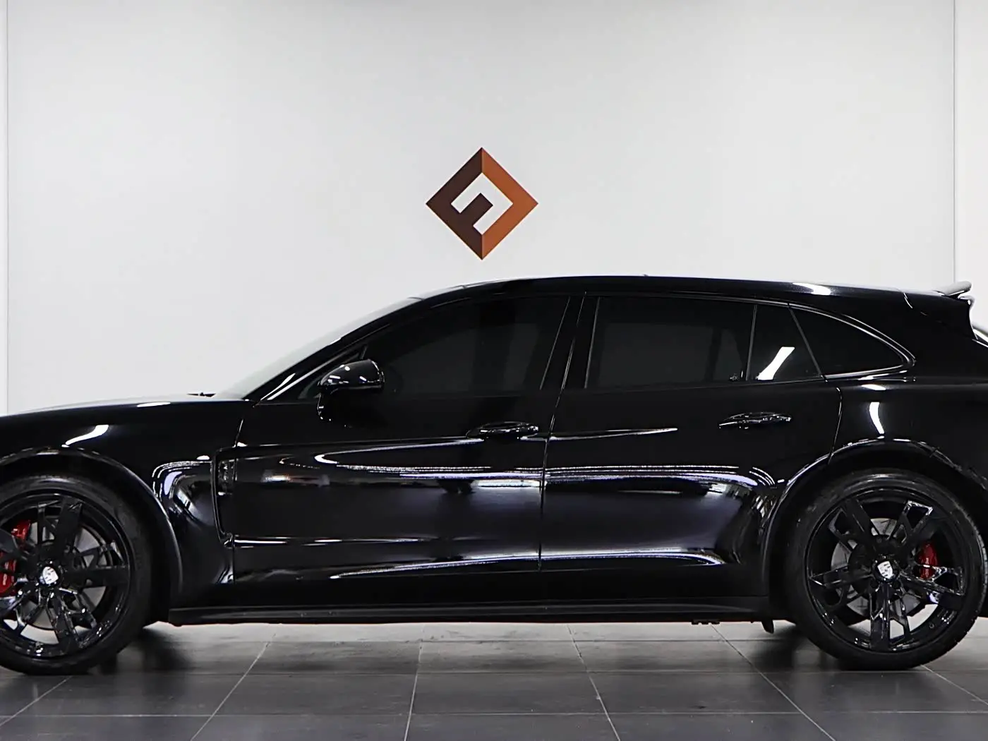 Porsche Panamera 2019 — Şəkil 7/20