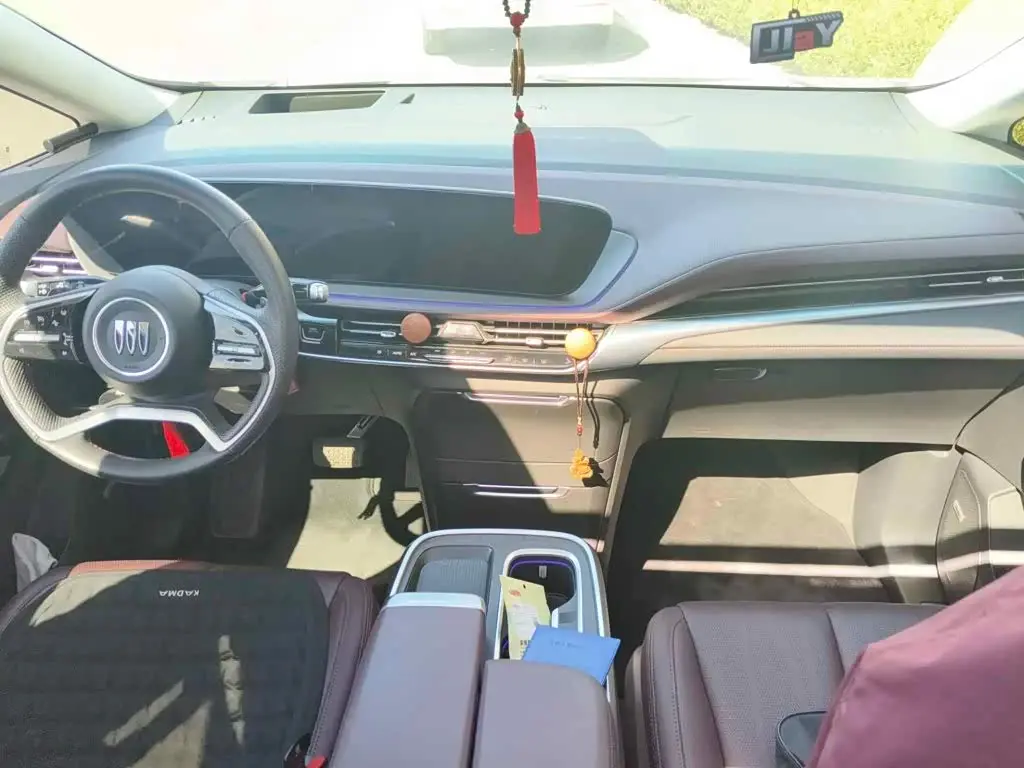 Buick Century 2025 — Photo 12/15