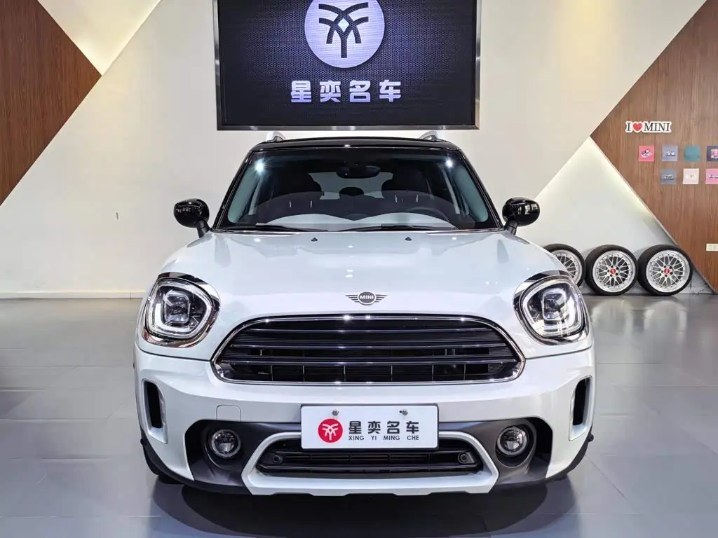 MINI COUNTRYMAN 2021 — Photo 2/20