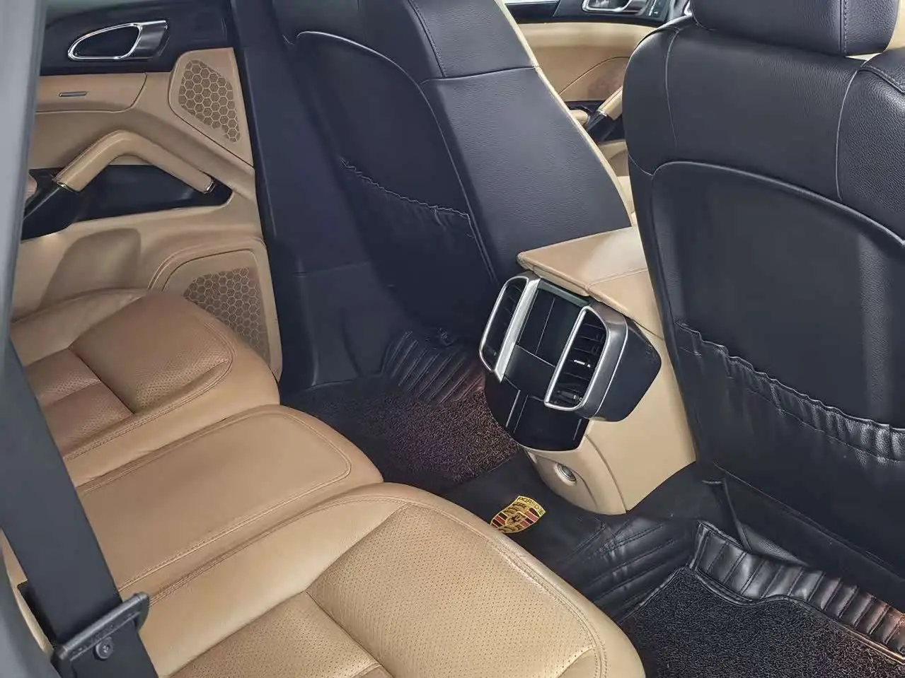 Porsche Cayenne 2015 — Şəkil 14/20