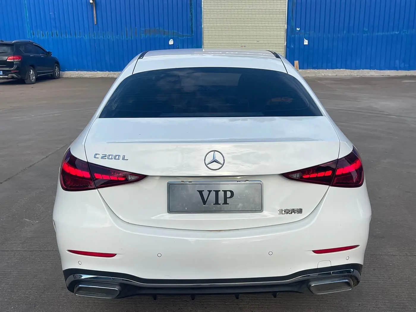 Mercedes-Benz C-Class 2025 — Photo 4/9