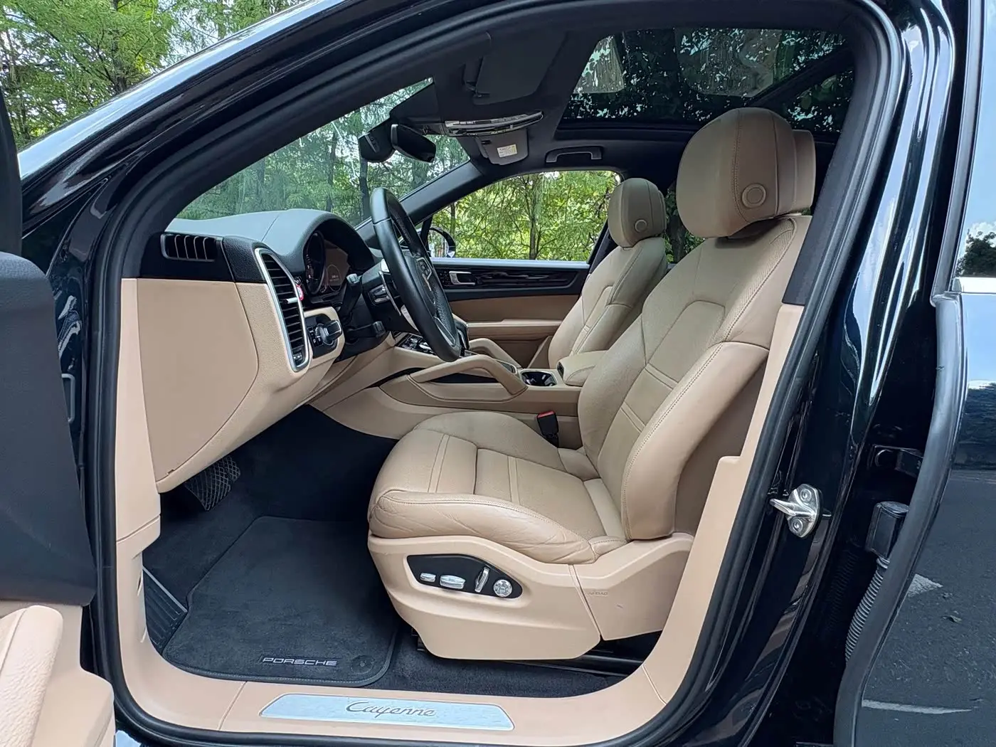 Porsche Cayenne 2019 — Фото 8/20
