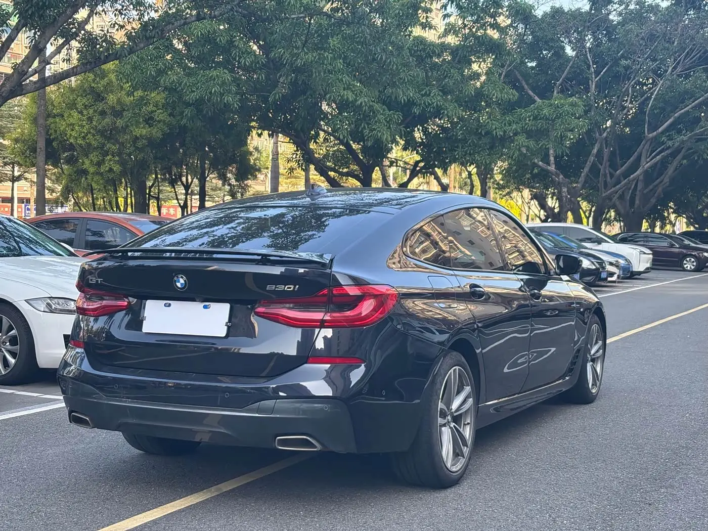BMW 6 Series GT 2020 — Photo 8/10