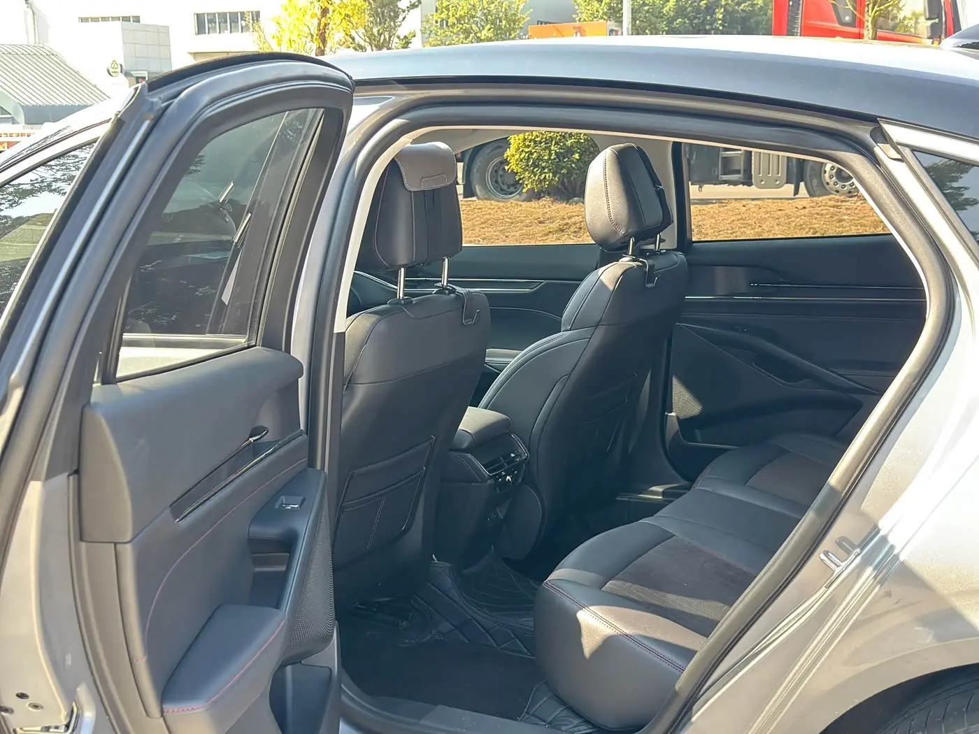 Ford Mondeo 2024 — Photo 9/9