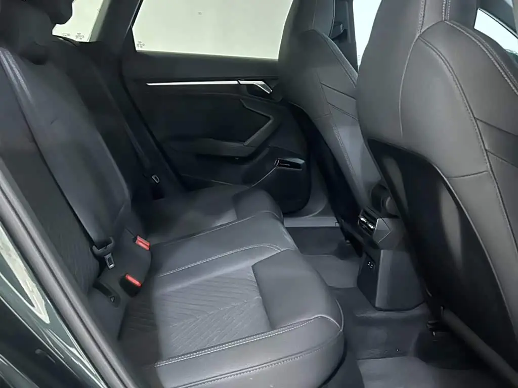 Audi A3 2023 — Photo 10/20