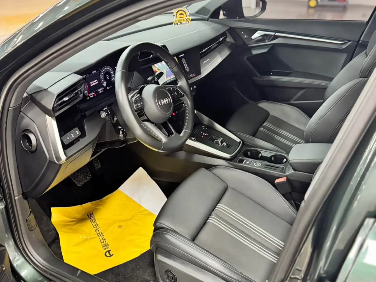 Audi A3 2022 — Şəkil 9/14